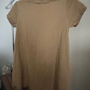 Uniqlo Tan Short Sleeve Women's Tee